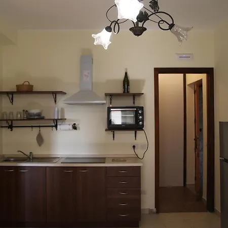 R & S Apartment Giardini-Naxos
