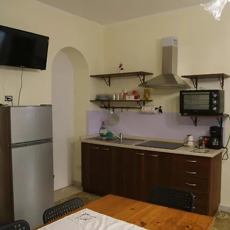 R & S Apartment Giardini-Naxos